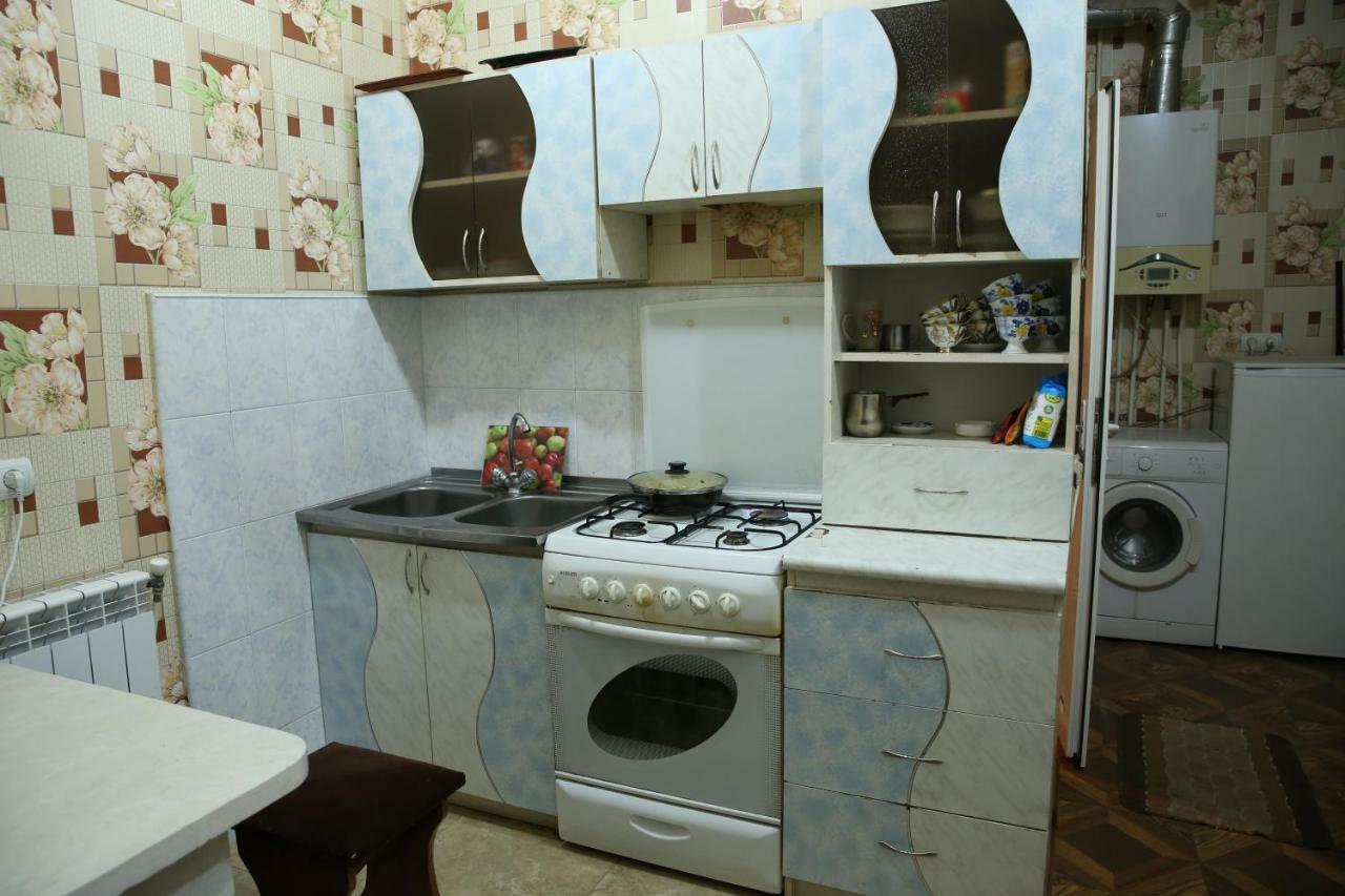 Srtashyan Apartments - Gorky Street Gjoemri Buitenkant foto